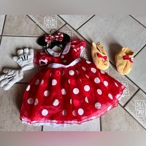 Pottery brand kids Minnie Mouse costume with headband included.